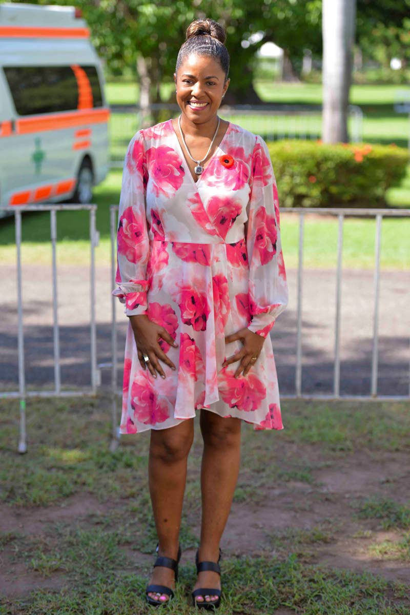 Michelle Williams flashes her beautiful smile for our lens.