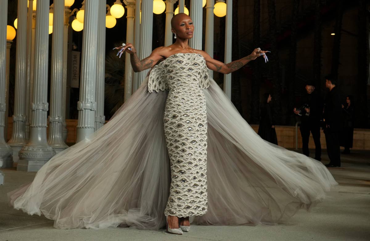 Cynthia Erivo shows off her Schiaparelli Couture look. 