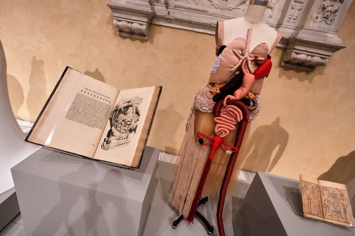 ‘Corset Anatomia’ by Renata Buzzo (right) is displayed during the announcement at the Metropolitan Museum of Art.