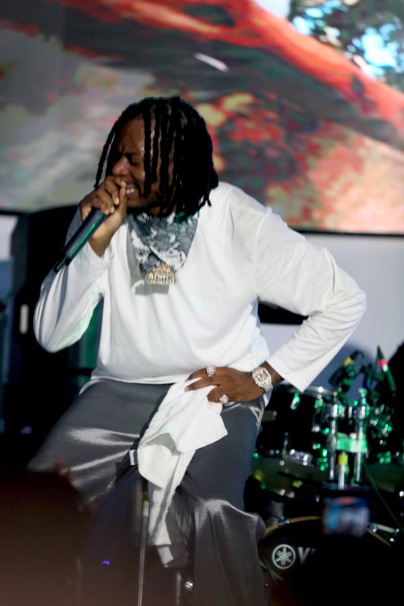 In full command of the stage, Govana delivers an energetic set at the Livewire special edition event, performing with purpose and heart.