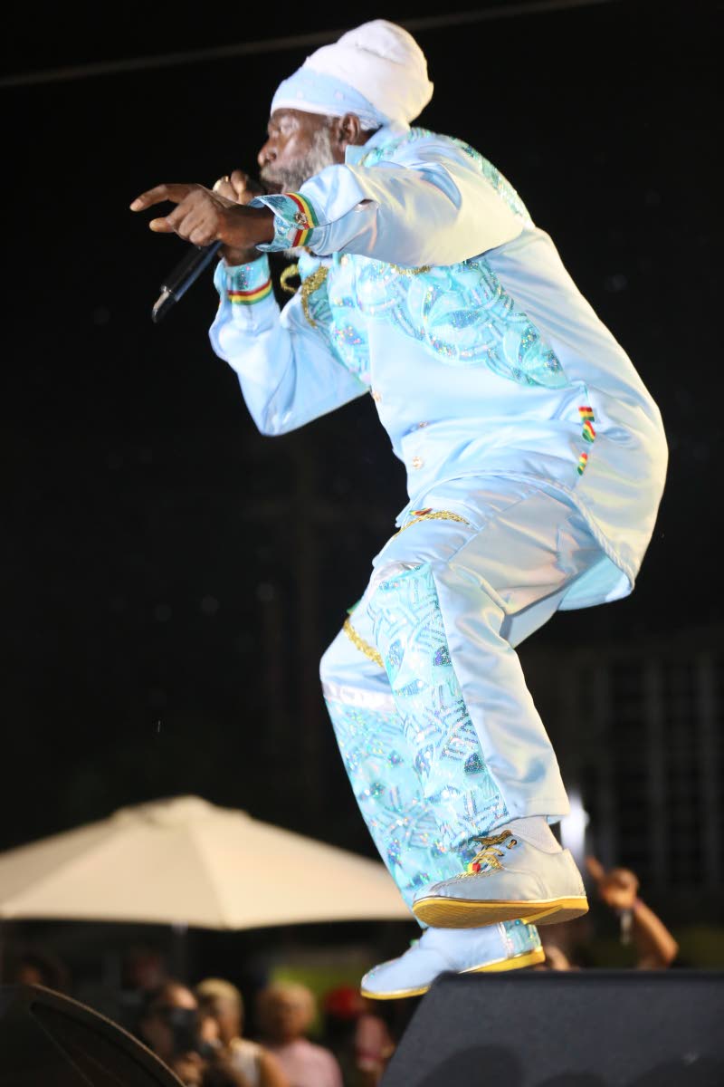 Capleton commands the crowd, delivering a fiery set in support of farmers and fisherfolk at Sunday’s Treasure Beach Rum, Food & Reggae Festival.
