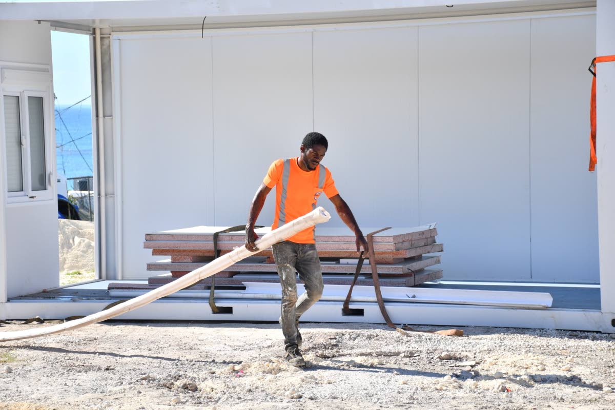 Okeinie Parks of Zoukie & DM Equipment installs modular classrooms at the Culloden Infant School, bringing children back to safe, welcoming learning spaces.