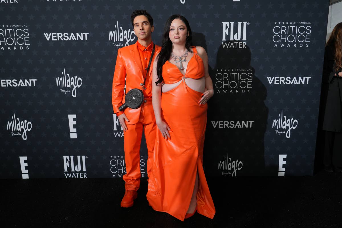 Paul W. Downs and Megan Stalter recreate Timothée Chalamet and Kylie Jenner’s ‘Marty Supreme’ premiere look at the Critics Choice Awards. 