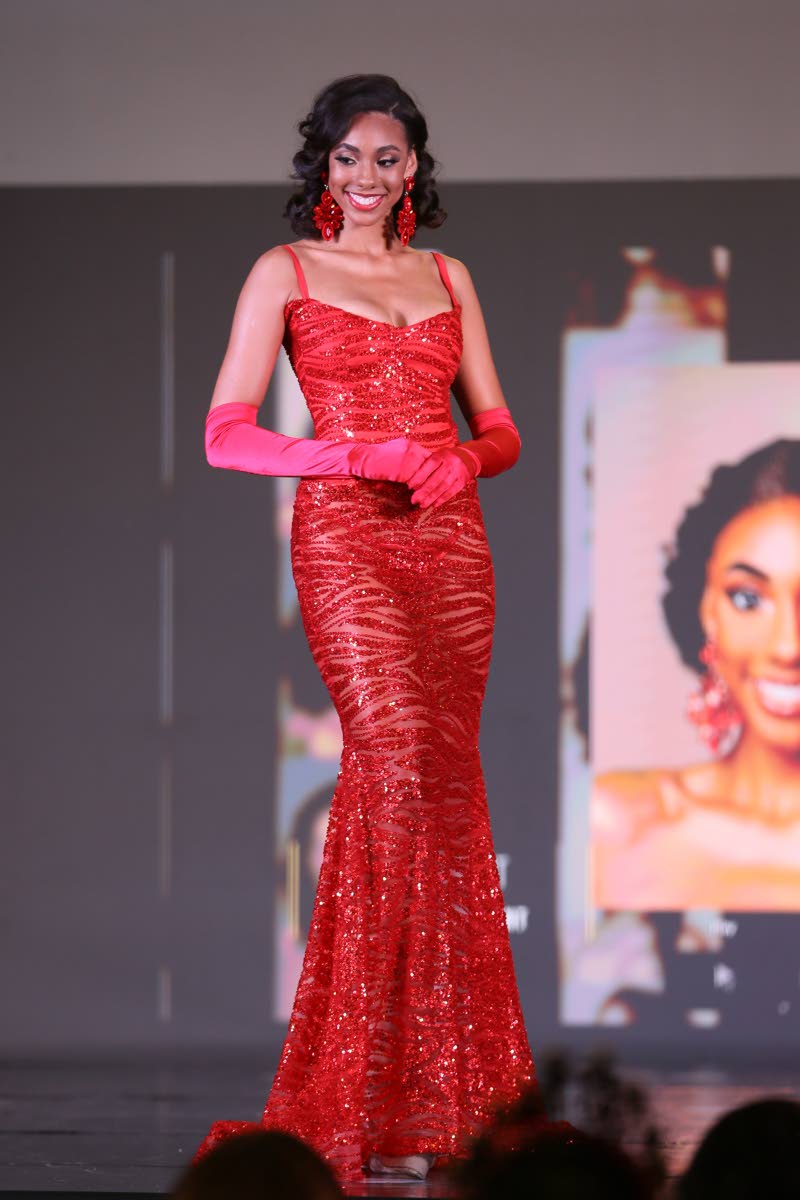 Discovered by chance during a Starbucks stop, Naima Scott turned an unexpected moment into a standout Miss Universe Jamaica 2025 debut, finishing in the Top 6 of the competition. 