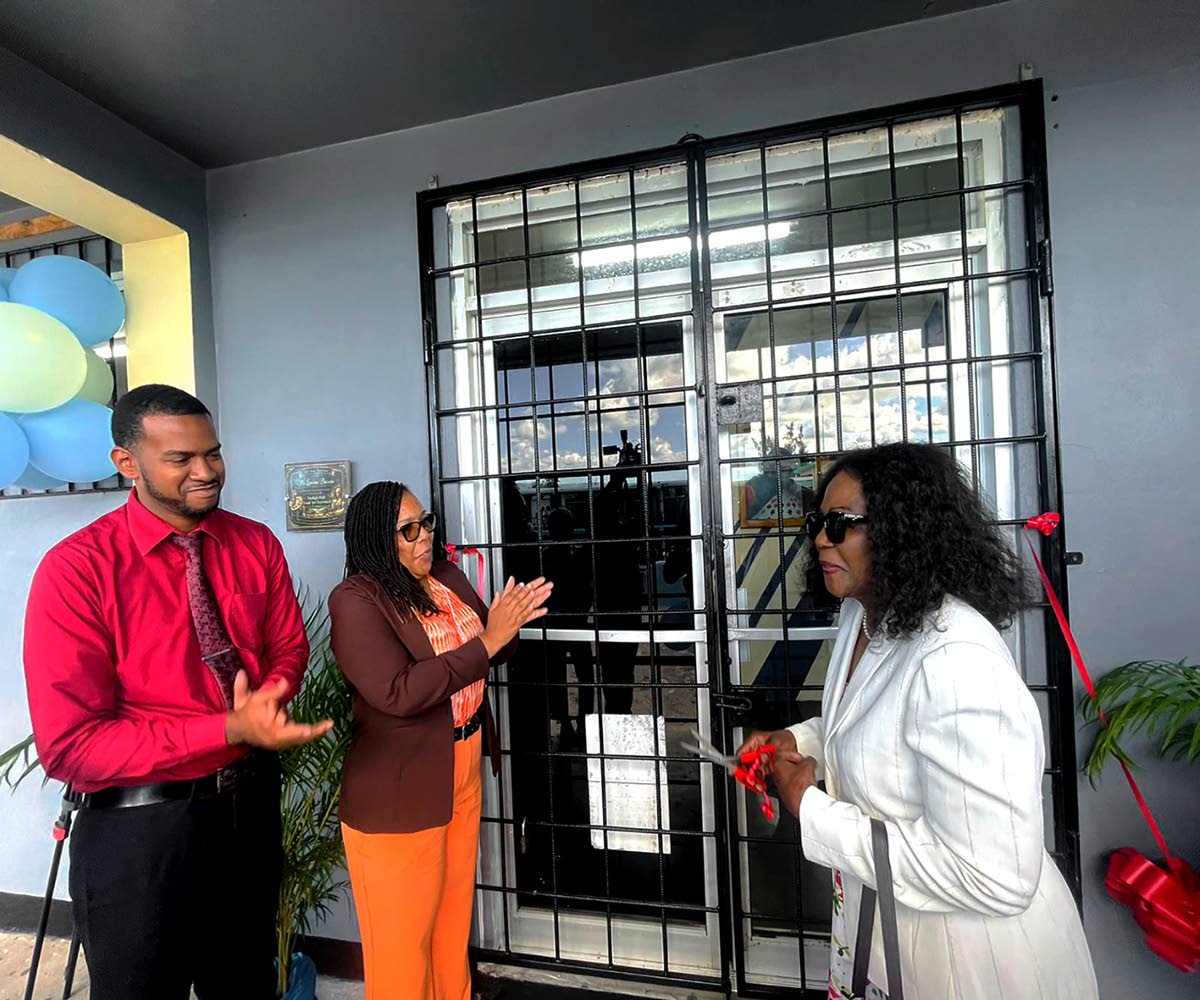 From left: Giovanni Nembhard, visual arts teacher; Vice-Principal Dianne Gordon-Denton and Dr Laverne DaCosta officially open the newly upgraded and modernised visual arts facility on Wednesday, January 8.
