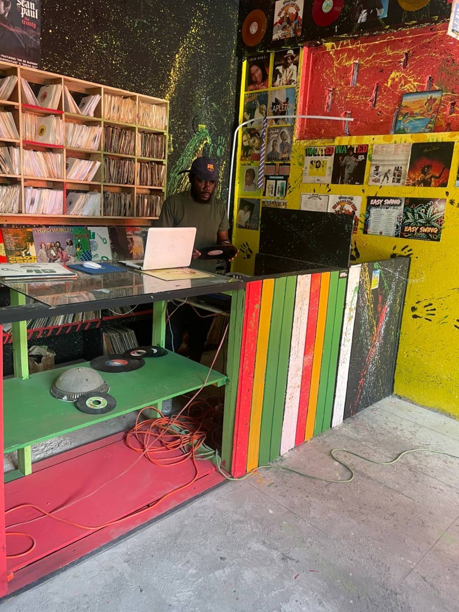 As an active recording artiste and producer, Mitchie is also involved in new music projects.