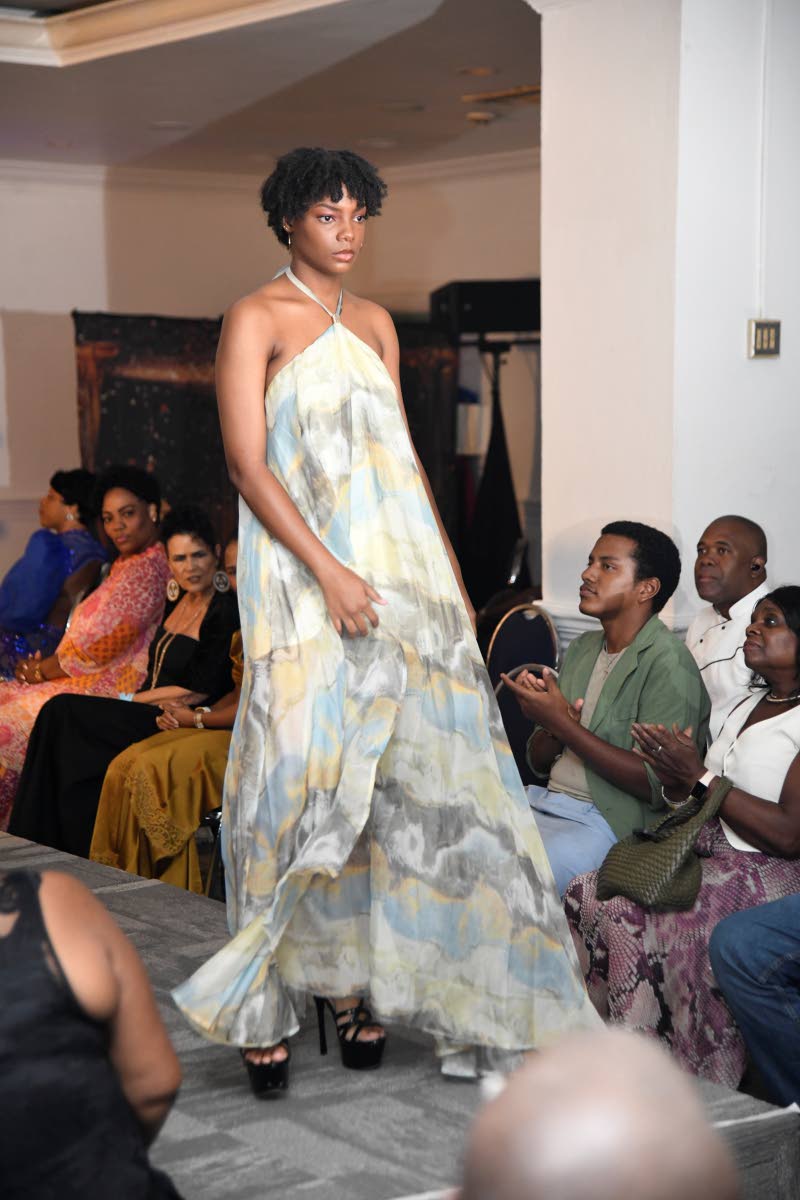 Model Ahmanda Lindo struts in a Polka Dots design.