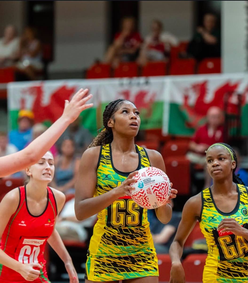 Azara Wilmot prepares to shoot during a netball game for Jamaica’s U21 team.