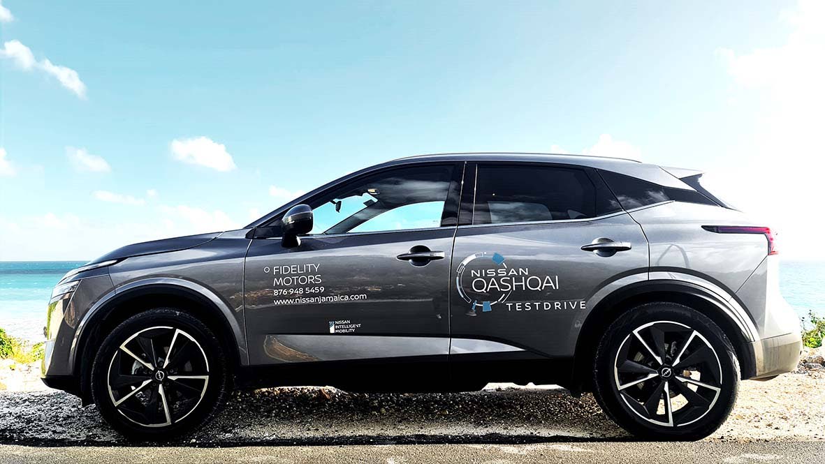 The Qashqai’s bold stance and sharp lines aren’t just for show. They slice through rural areas with confidence, leaving a trail of envious stares in their wake.