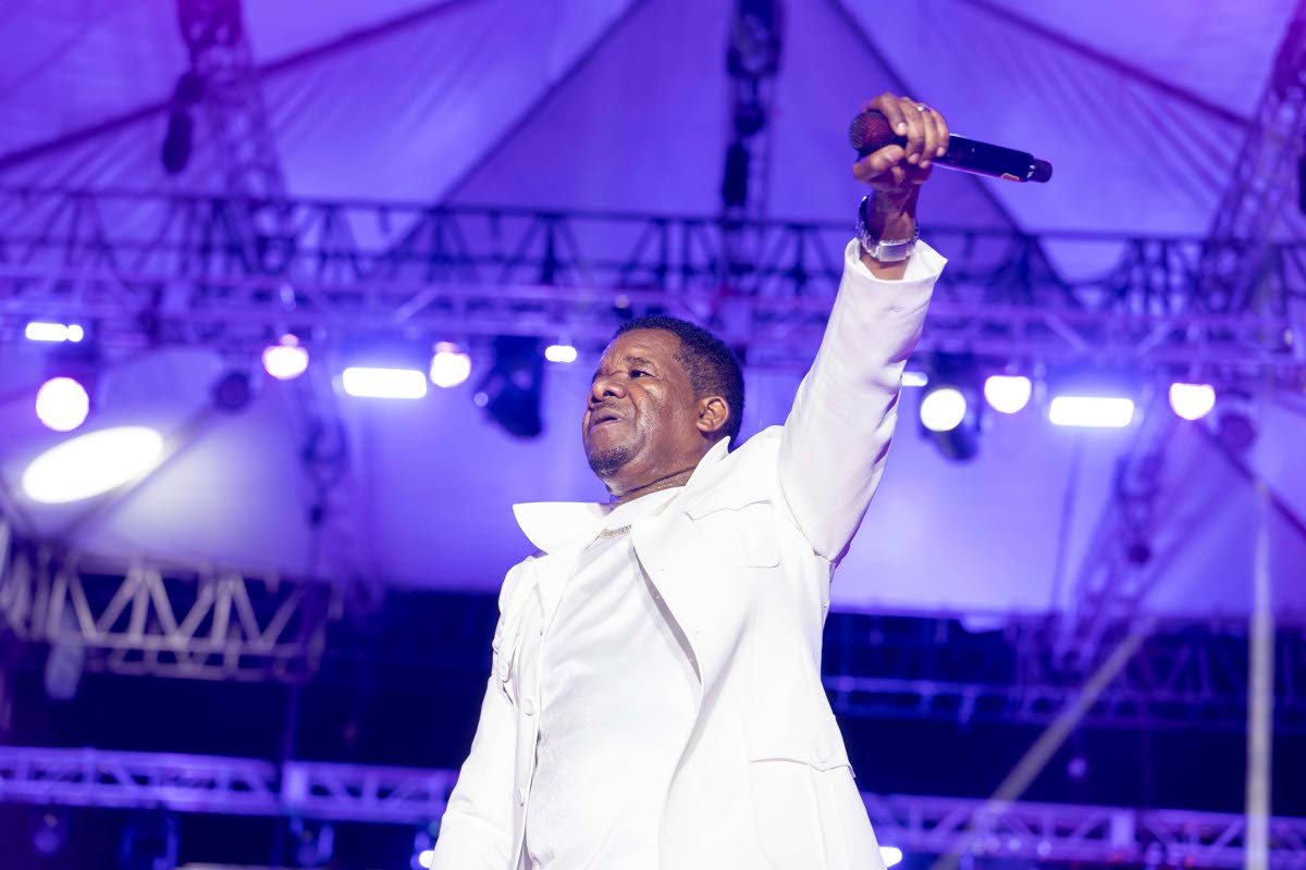 Papa San had the audience singing along as he brought Come Alive 2026 to an exhilarating close.