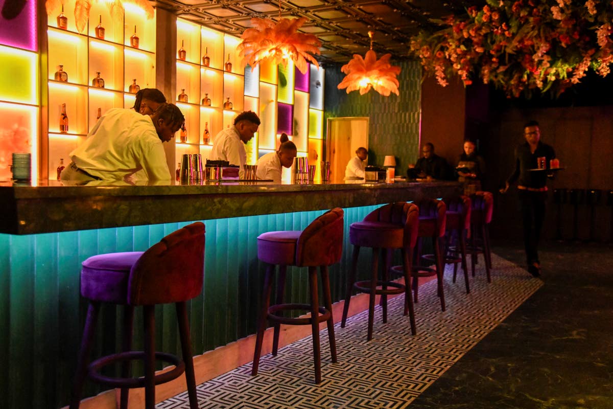 The bar at Komo Mai is designed to complement the restaurant’s vibrant atmosphere, serving classic cocktails alongside signature creations.