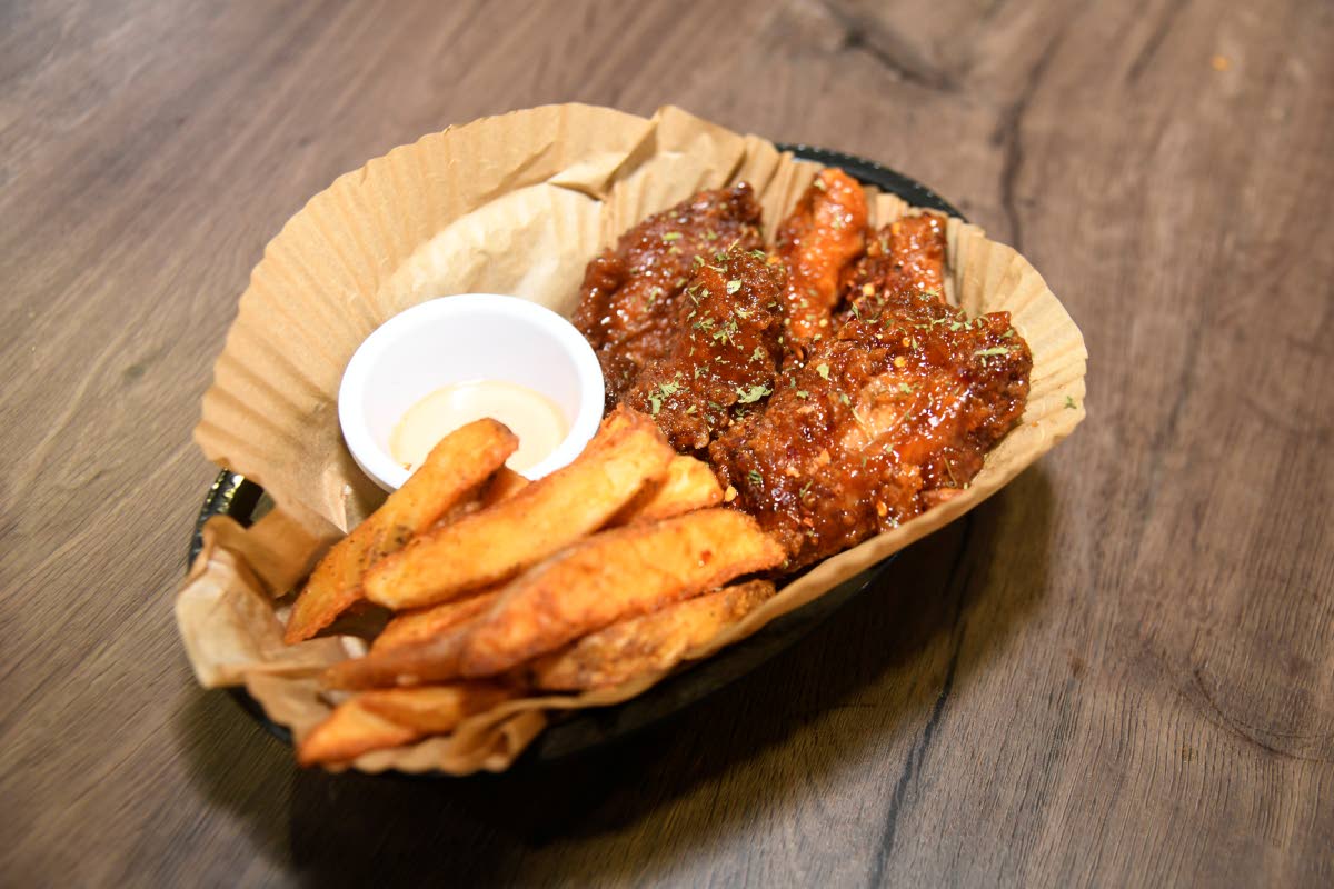 The signature D’Ferrano wings. 