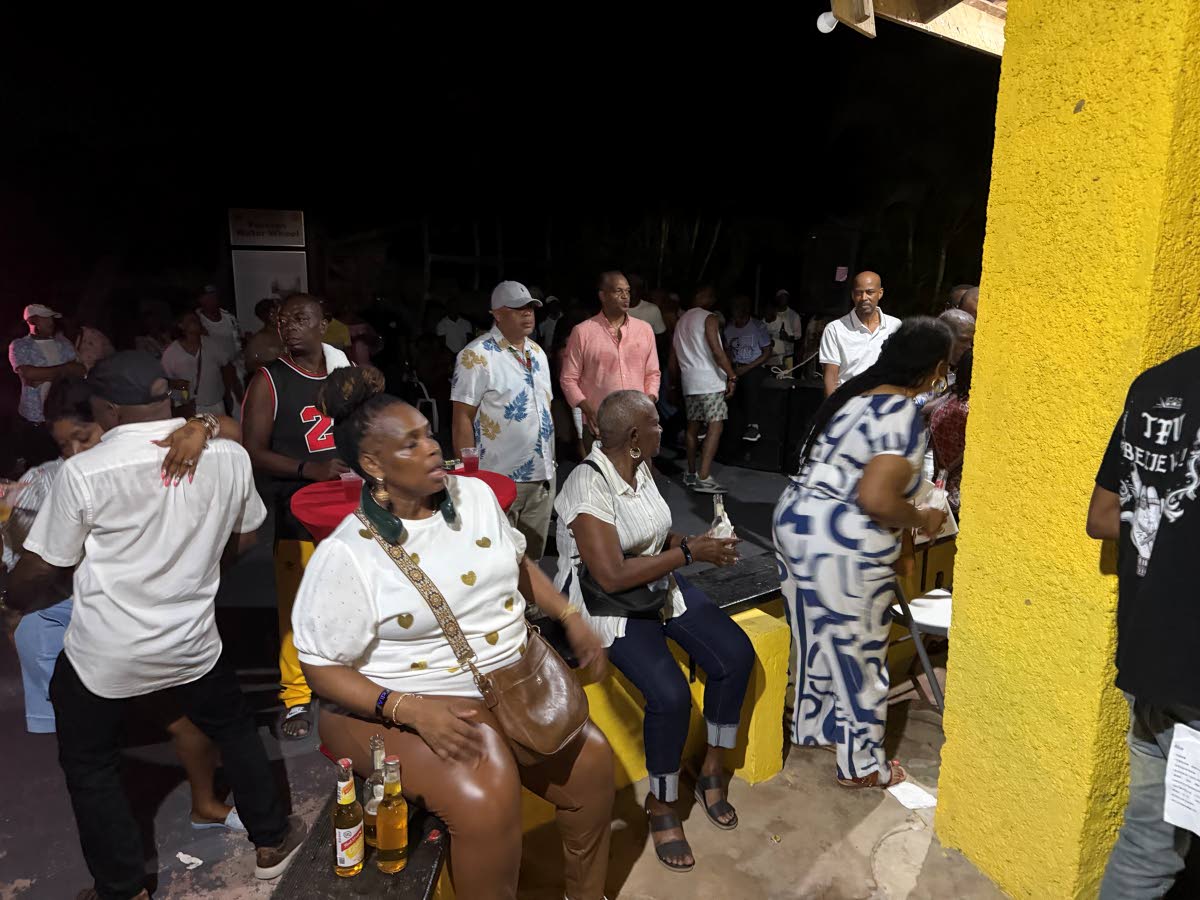 Patrons enjoy the good vibes at the inaugural Original Shed Reunion Retro Party.
