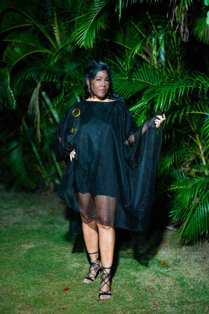 This black mini worn by Juanita Diaz was a crowd favourite. 