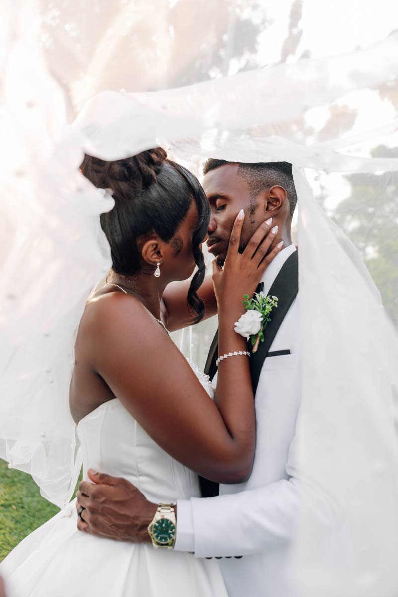 Reneé and Malik soak up the sweetness of newly-wed bliss.