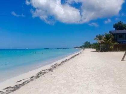 Seven Mile Beach in Negril