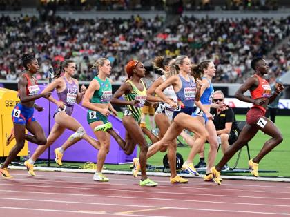 Jamaica's Natoya Goule-Toppin (centre) finds herself mid-pack down the final 100 metres of her 800-metre semi-final at the World Athletics Championships inside the Japan National Stadium in Tokyo.