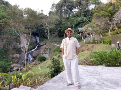 Samuel K. Golden poet and recording artiste.