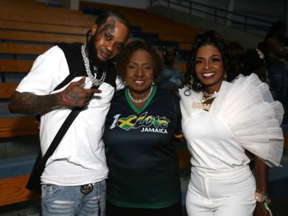 Olivia ‘Babsy’ Grange (centre), minister of culture, gender, entertainment and sport, is flanked by dancehall artistes Tommy Lee Sparta (left) and Pamputtae.