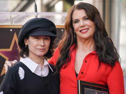 Amy Sherman-Palladino (left), and Lauren Graham.