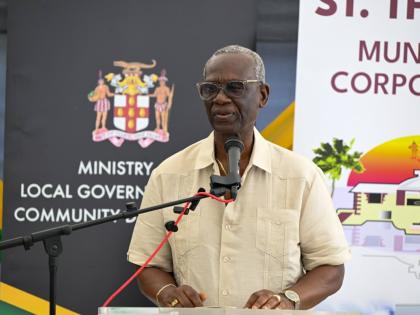 Minister of Local Government and Community Development, Desmond McKenzie, delivers the main address during the opening of the Yallahs Market on March 27.

