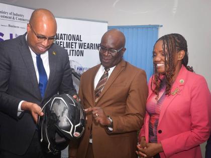 State Minister in the Ministry of Industry, Investment and Commerce, Delano Seiveright (left); Executive Director of the Bureau of Standards Jamaica Dr Velton Gooden, and Chief Executive Officer of the CARICOM Regional Organization for Standards and Qu
