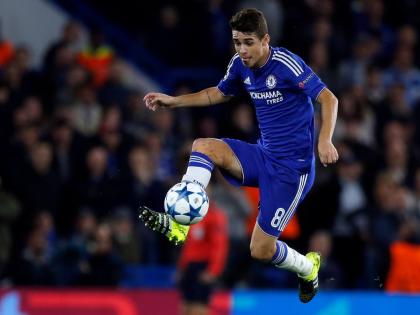  Chelsea’s Oscar controls the ball during the Champions League Group G  match between Chelsea and Maccabi Tel-Aviv at Stamford Bridge stadium in London, Wednesday, September 16, 2015.