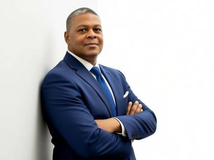 Robert Scott is the author of ‘Developing Gravitas and Boosting Your Executive Presence. 