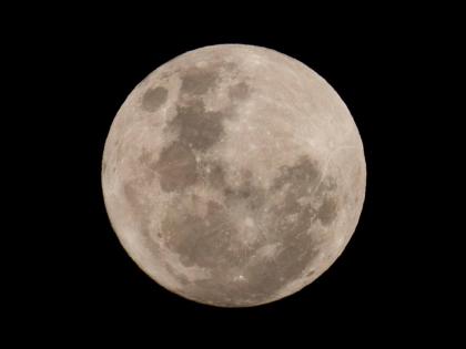 A blue moon rises in San Jose de Maipo outskirts of capital Santiago, Chile, on May 30, 2026. 