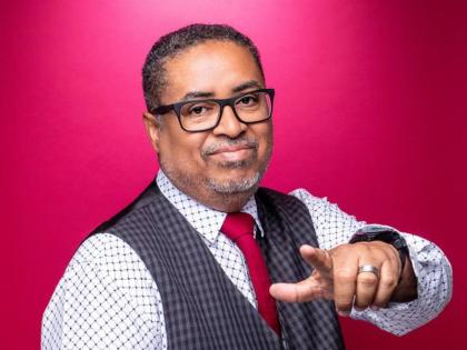 Pastor Junior Tucker