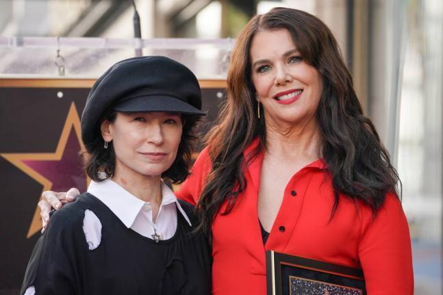 Amy Sherman-Palladino (left), and Lauren Graham.
