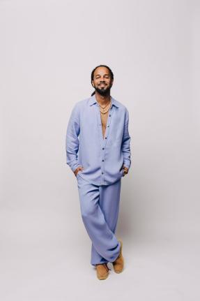 Kees Dieffenthaller, lead vocalist of KestheBand.