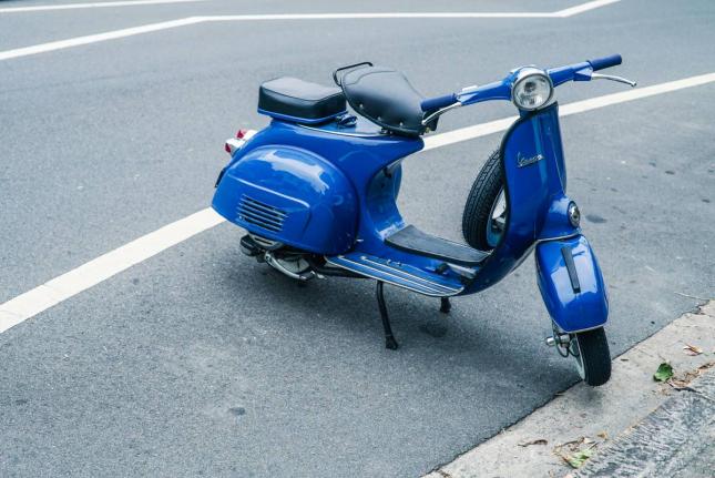 A moped, possibly similar to the one shown above, was involved in a fatal accident that left a Jamaican man dead in Queens, New York, on Friday. 