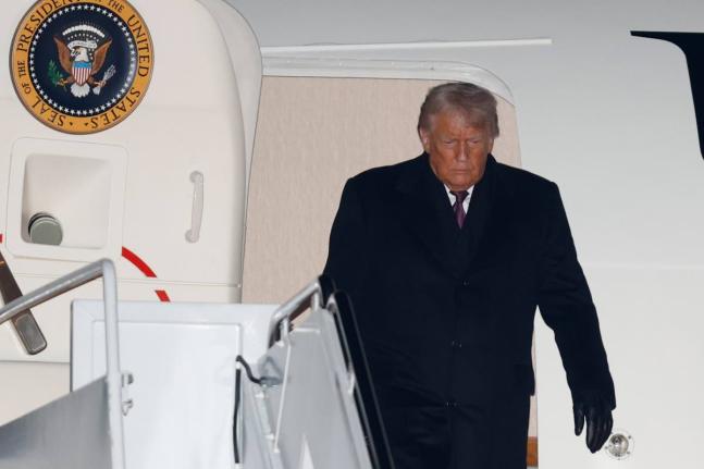 President Donald Trump arrives on Air Force One at Joint Base Andrews in the United States on January 22, 2026, after returning from the World Economic Forum in Davos.