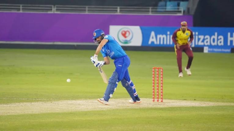 Afganistan’s Ibrahim Zadran presents a full face on his way to a half-century in an ICC T20 World Cup warm-up game against the West Indies at the BCCI Centre of Excellence in Bengaluru, India yesterday.
