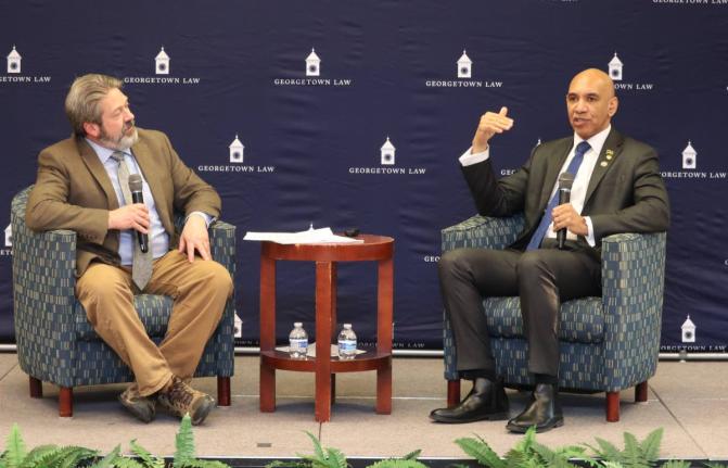 Jamaica’s Ambassador to the United States (US) Major General (Ret’d) Antony Anderson (right), discusses Jamaica’s role in regional security and US-Jamaica co-operation during a public forum organised by the George Town University Law faculty with mod