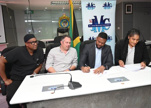 From left: Germaine Spencer, President of Montego Bay United, Yoni Epstein, head of Montego Multi-Sports Development Ltd, Richard Vernon, Chairman of St James Municipal Corporation and Mayor of Montego Bay, and corporation CEO Naudia Croskill at a ceremony