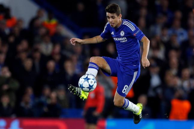  Chelsea’s Oscar controls the ball during the Champions League Group G  match between Chelsea and Maccabi Tel-Aviv at Stamford Bridge stadium in London, Wednesday, September 16, 2015.