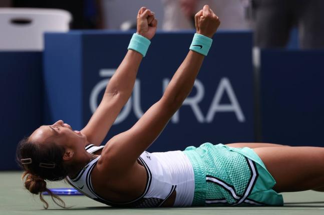 
Zheng Qinwen, of China, celebrates after beating Madison Keys, of the United States, during the third round of the US Open tennis championships yesterday.