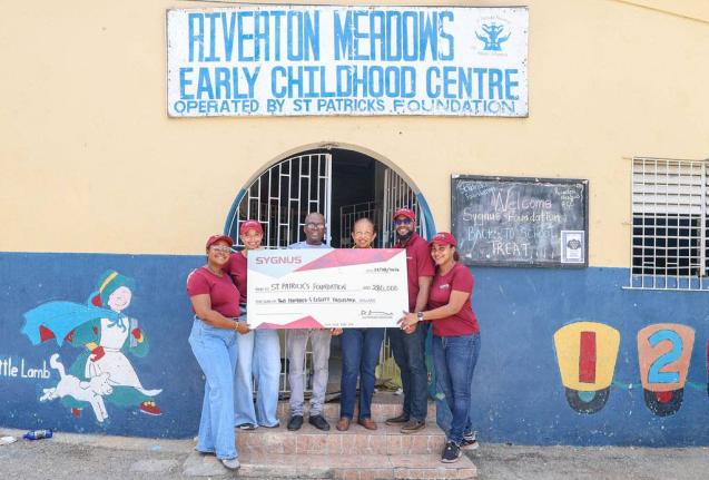 As Sygnus celebrates its 10th anniversary and begins a new chapter through the Sygnus Foundation, members of the team join the principal and students of the Riverton Meadows Early Childhood Centre during their back-to-school initiative.