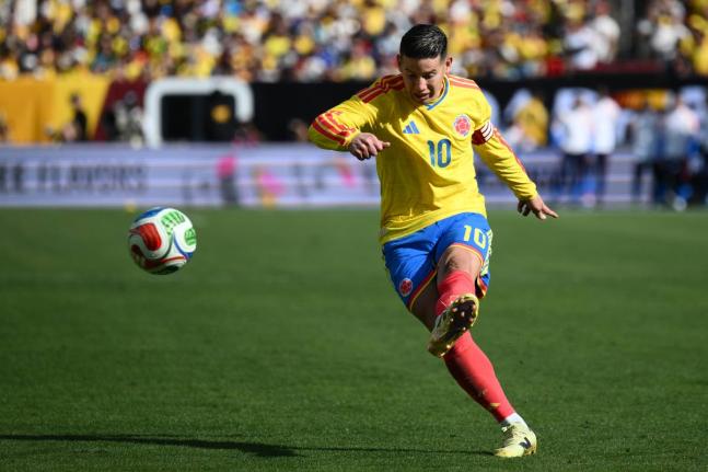 Colombia midfielder James Rodríguez  plays the ball during the second half of an international friendly football match against France, Sunday, March 29, in Landover, Maryland.